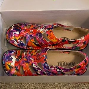 BRAND NEW IN BOX Algeria shoes size 37